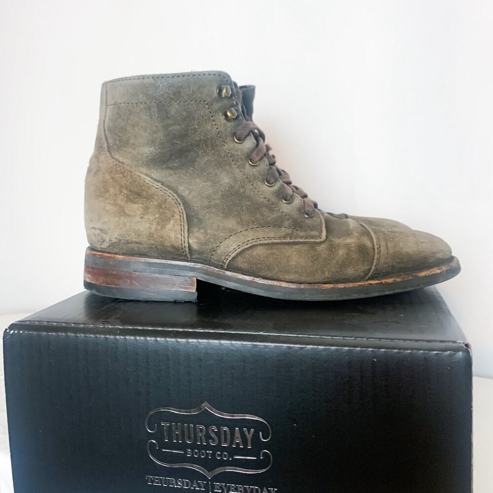 THURSDAY BOOT CO Captain Suede Lace-Up Boot Dark Olive Size 9 EUC - Picture 1 of 4